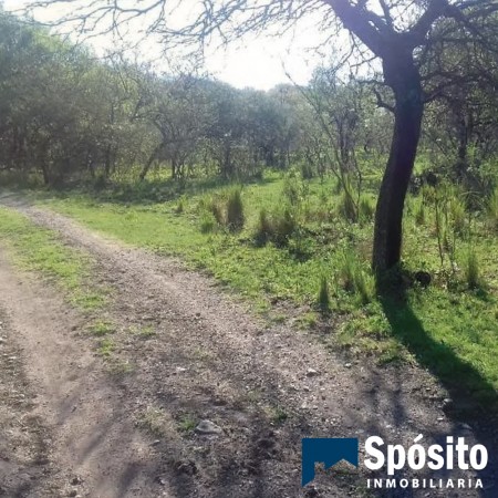 Campo de 2 hectáreas en Unquillo, Córdoba