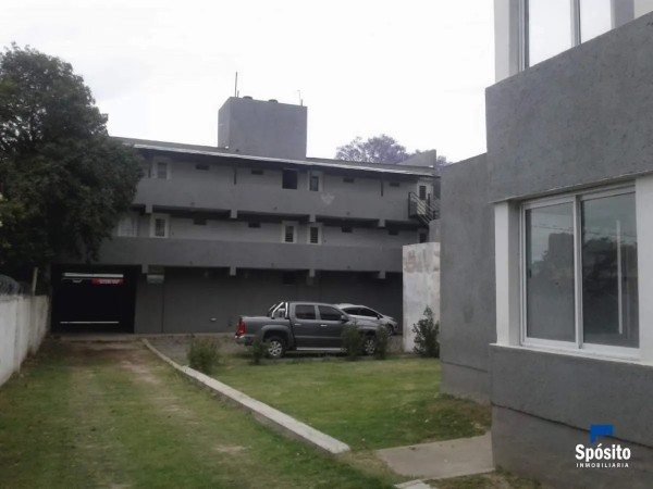 Duplex En Donato Alvarez