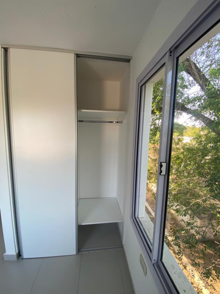 Duplex En Donato Alvarez