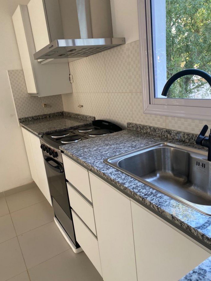 Duplex En Donato Alvarez