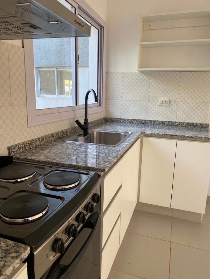 Duplex En Donato Alvarez