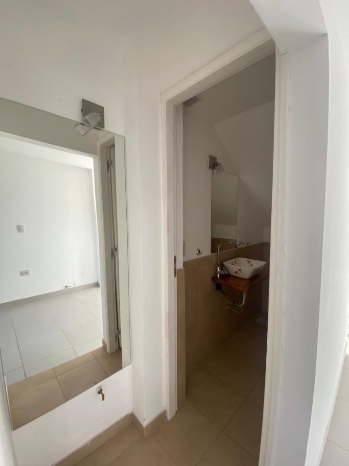 Duplex En Donato Alvarez