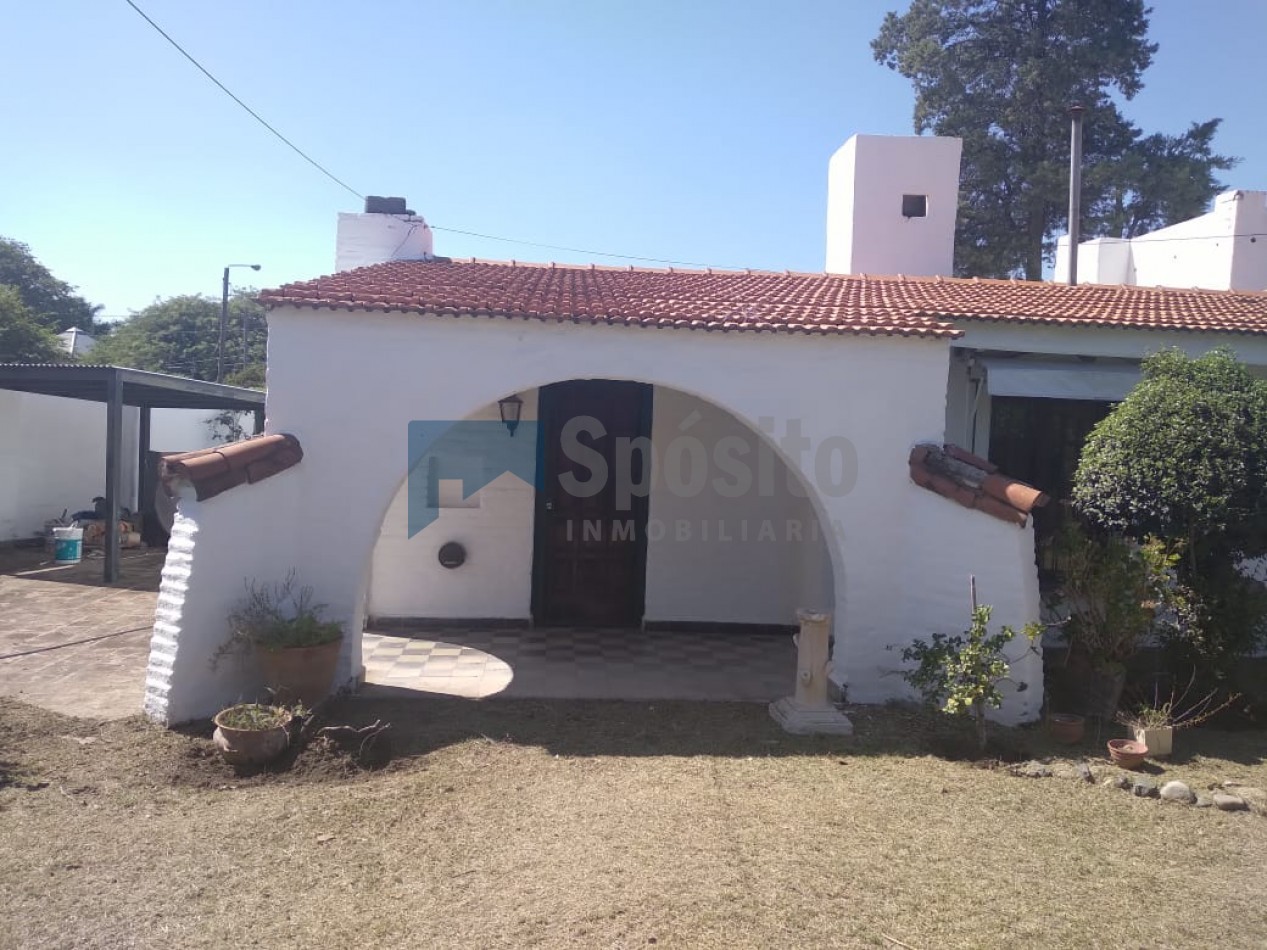 Casa 3 Dormitorios A Metros De Recta Martinolli