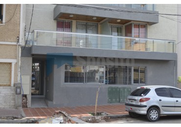 Departamento Dos Dormitorios Y Dos Baños A Metros De Plaza Jeronimo Del Barco